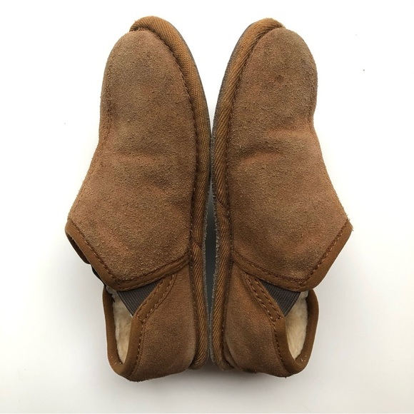UGG Kids Romeo Suede Slippers Sherpa Lined Brown - Picture 3 of 10
